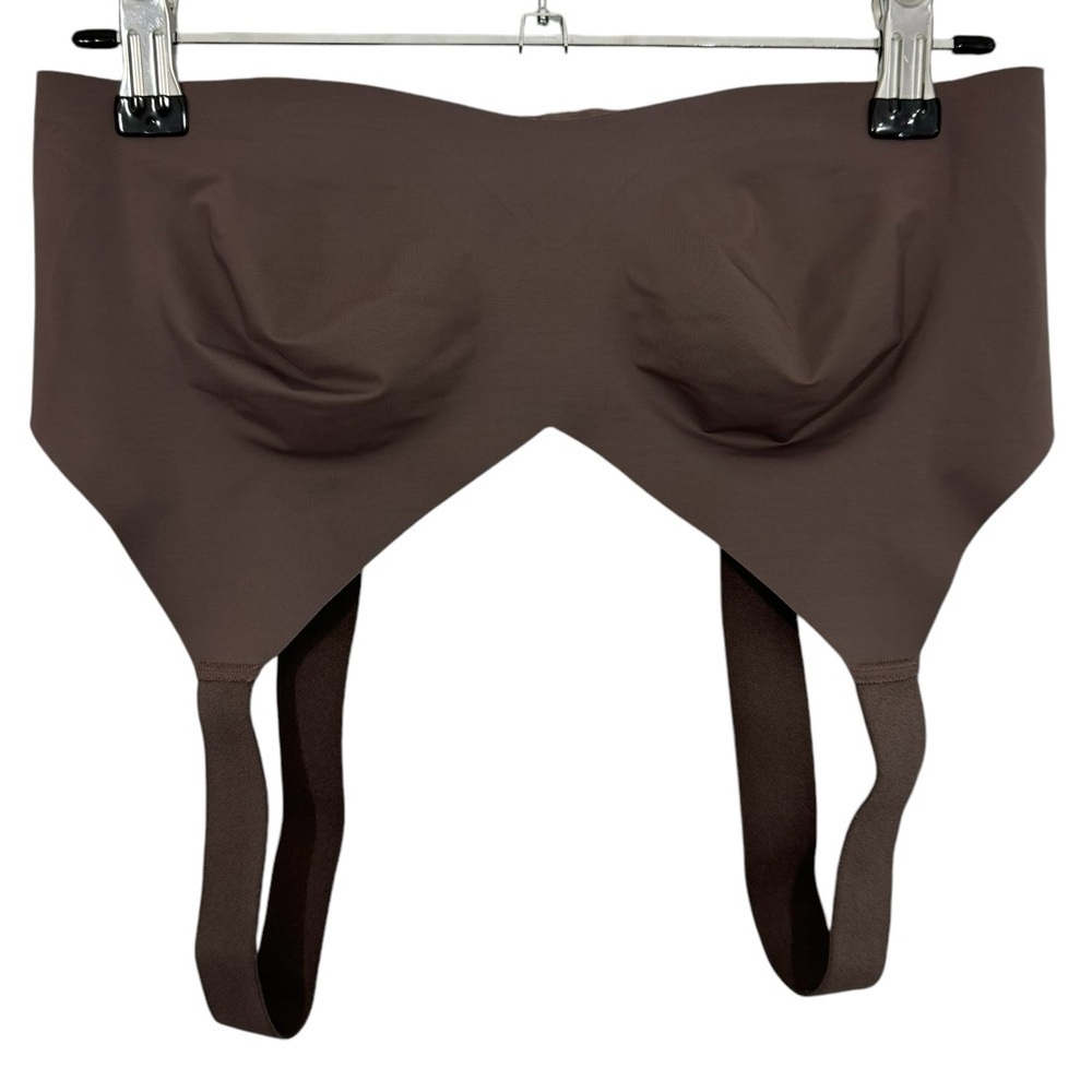 knix Strapless Adhesive Brown Bra